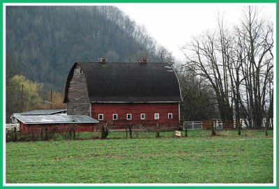 Barn in a fertile valley.