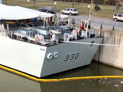 HMCS HALIFAX VISITS MONTREAL