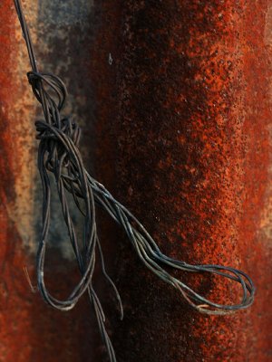 December 3 2006:  <br>  Wire and Rust