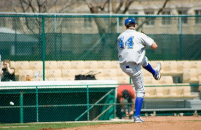 9NHSBaseball042807.jpg