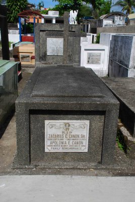 lolo and lola resting place