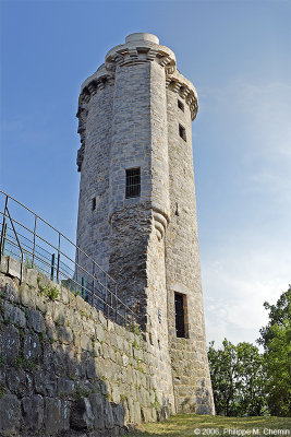 Montlhéry tower - La tour de Montlhéry