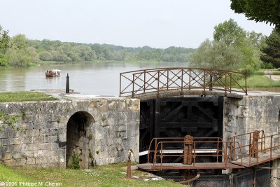 La Loire - Lock Les Combles