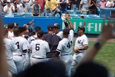 Team comes out for Arod