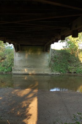 Under span