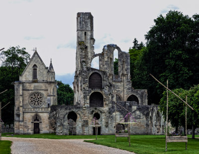 Ruines de l'abbatiale de Chaalis