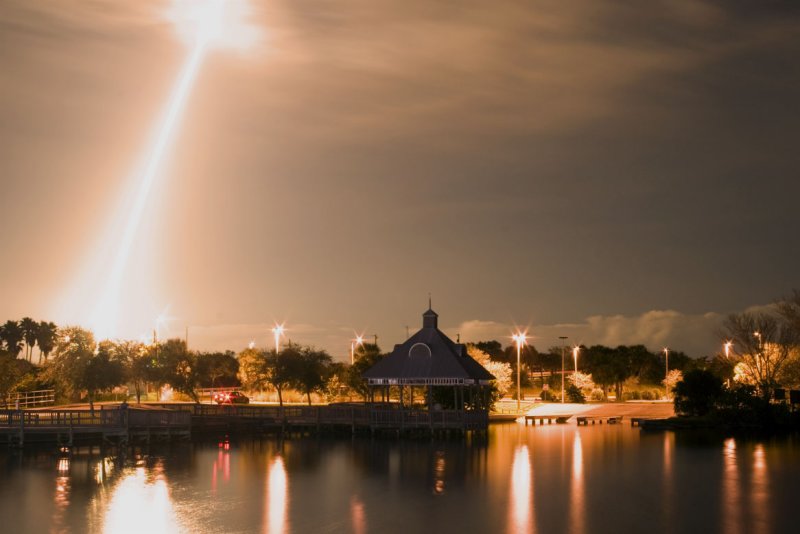 Shuttle Night Launch