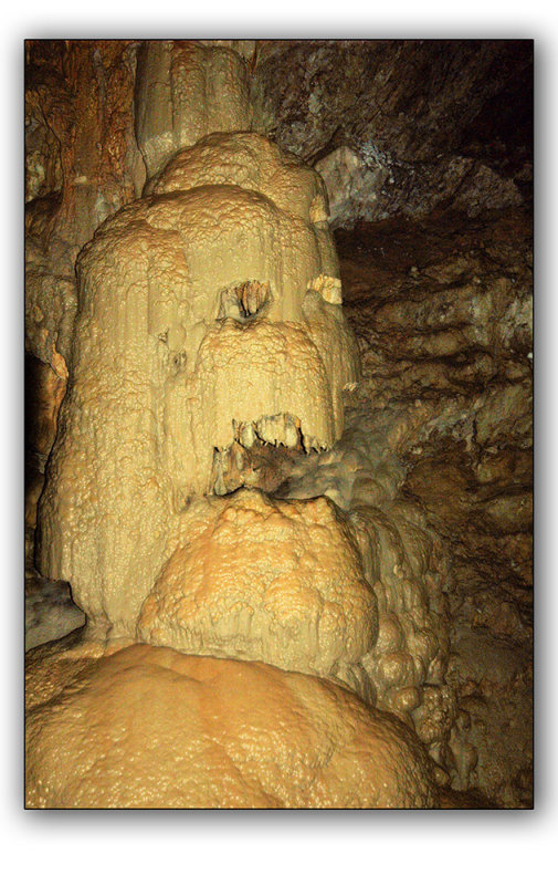 Abkhazia, Novy Afon Cave