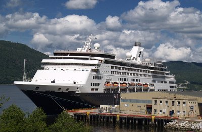 CruiseShip5099.jpg