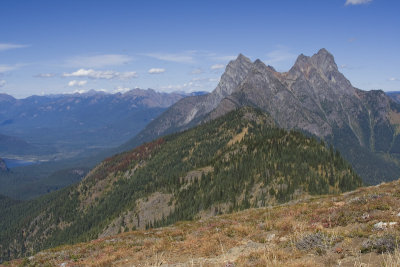View North: Mt Hozomeen and Canada