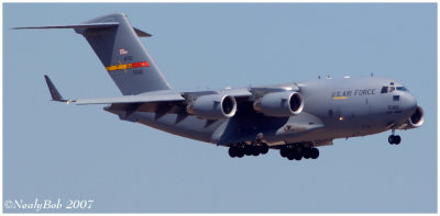 C17 GlobeMaster Preparing To Land