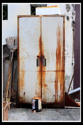 Rusty cupboard.jpg