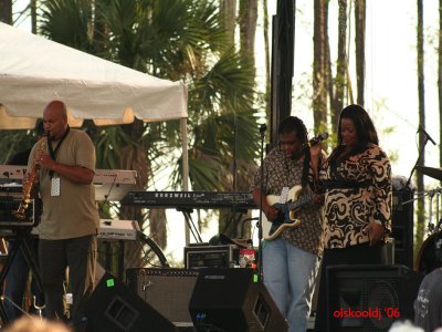 Maysa and Band
