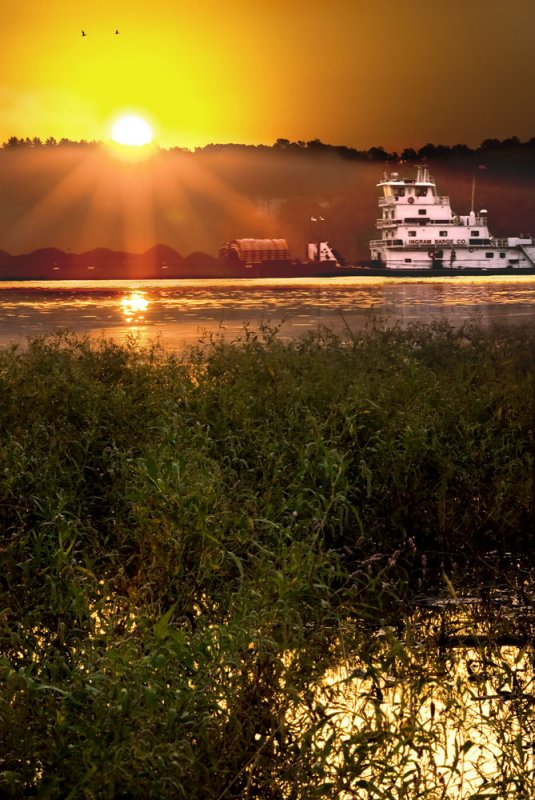 work day begins on the Mississippi