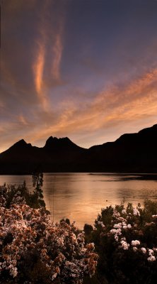 Cradle Mt and Dove Lake at sunset