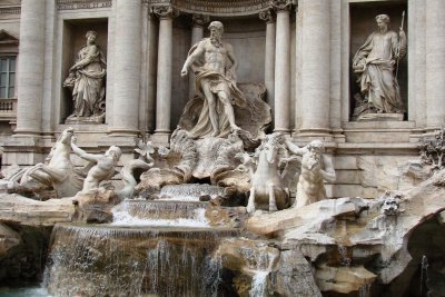 Trevi Fountain_4a.JPG