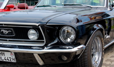 Mustang II 01