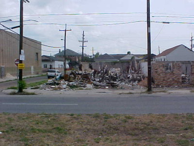 Orleans Avenue, burnt-out building, NOLA recovery 2007