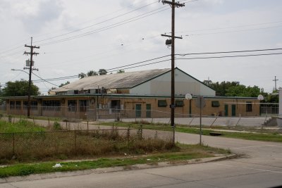 School, lower 9th ward, May 2, 2007, NOLA recovery