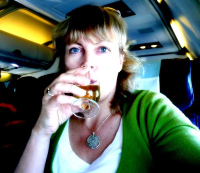 Champagne in business class ;o)