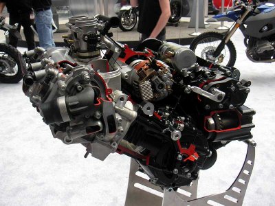 K1200R/S motor