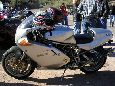 Ducati 900FE