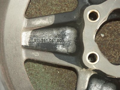 911 RSR Magnesium Center-Lock Wheels - Size: 9Jx15 - p/n 911.361.041.00 - Photo 18