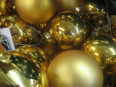 golden christmas balls