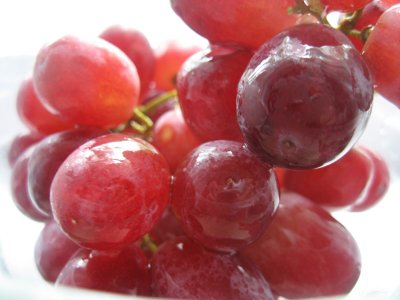 red grapes 2