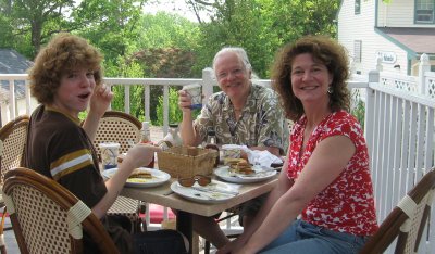 breakfast with wes, vince and sarah