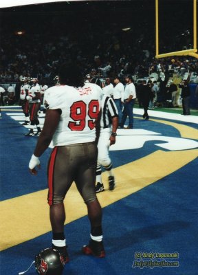 NFL Tampa Bay Buccaneers DE Warren Sapp at the 1999 NFC Title Game in St. Louis