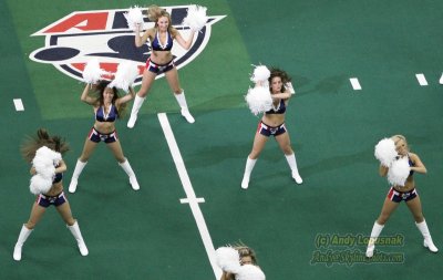 Columbus Destroyers cheerleaders