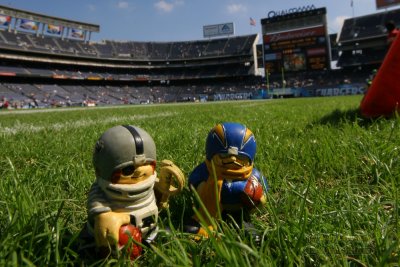 NFL Huddles: Oakland Raiders at San Diego Chargers at Qualcomm Stadium