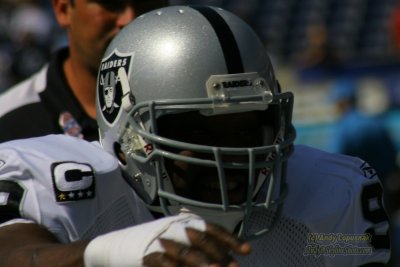 Oakland Raiders DT Warren Sapp