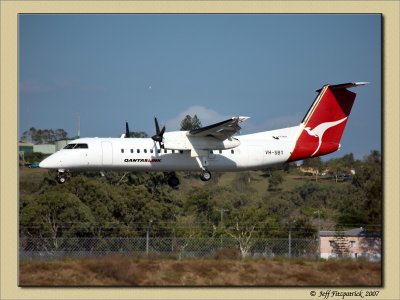 Rockhampton Airport - QantasLink - 2.jpg