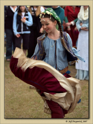 Abbey Medieval Tournament-2007 - Shuvani Romani Kumpania - 19.jpg