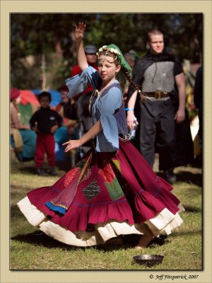 Abbey Medieval Tournament-2007 - Shuvani Romani Kumpania - 26.jpg