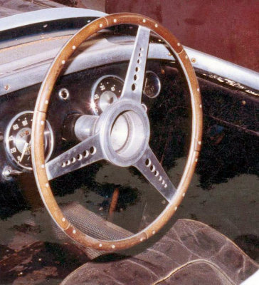 Early Style Original 100S Steering Wheel