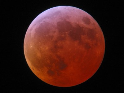 The colors are changing - 23:19 UTC