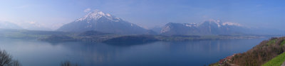 Lake Thun and Mt. Niesen (0.5MB)