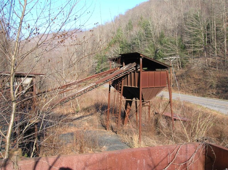 Old Loading Dock - Turn Here