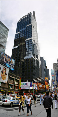 Panorama of Times Square seen from North 6.jpg