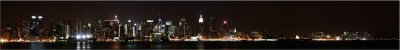 Panorama of Manhattan from Weehawken at Night.jpg
