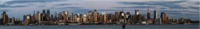 Panorama of Midtown Manhattan from New Jersey.jpg