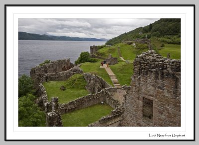 Loch Ness with Urquhart Ruins (3076)