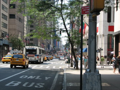 A busy 5th Avenue