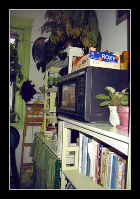 12-00 - Kitchen - Right Side