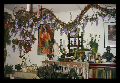 12-00 - Livingroom -  RH wall