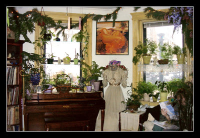 12-00 - Livingroom - Center