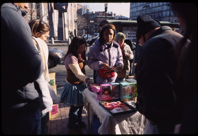 Jan-Members of Girl Scout selling articrafts at Harvard Square.jpg